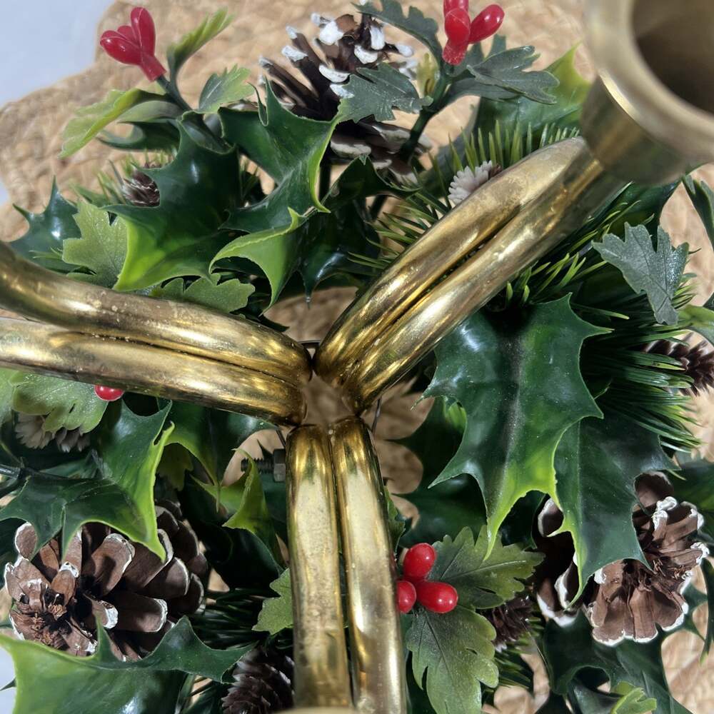 Vintage Brass Horn Trio w/ Candle Ring Holly Christmas for Taper Candlesticks - Picture 6 of 14